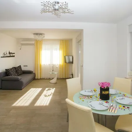 Apartment Kata *