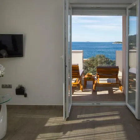 Kata Apartment